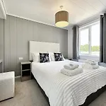 Eden Retreat